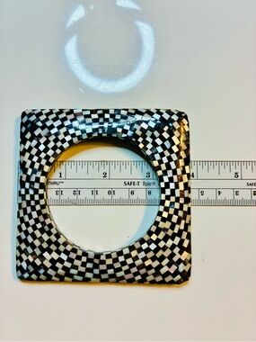 VTG NORDSTROM 80s ABALONE GEOMETRIC STACKABLE BOLD LUX BANGLES - BLACK AND WHITE